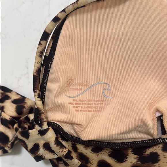 Demi’s Leopard Print Bikini Set. 3 pieces.  Size L top size Small/medium bottom. - Picture 4 of 9